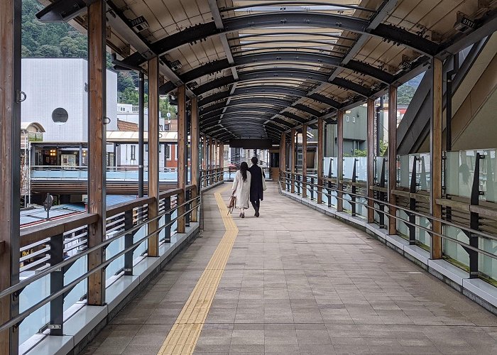 Hakone-Yumoto Station photo