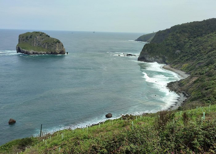 San Juan de Gaztelugatxe photo