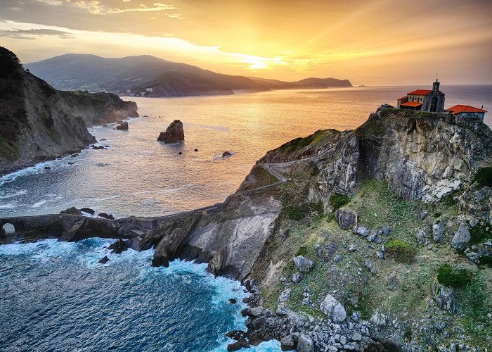 San Juan de Gaztelugatxe photo