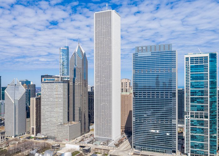 Aon Center Aon Center Closes In on One of Chicago's Largest Office Leases in ... photo