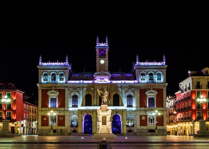 Plaza Mayor de Valladolid Plaza Mayor Tours - Book Now | Expedia photo