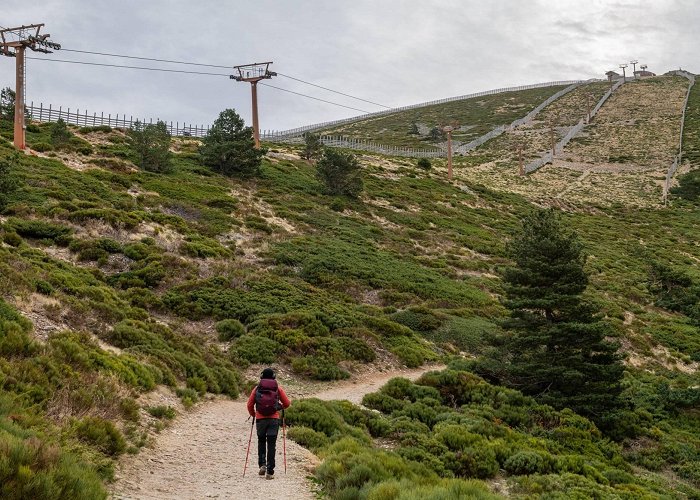 Estación Turning a snowless ski resort into a national park is complicated ... photo