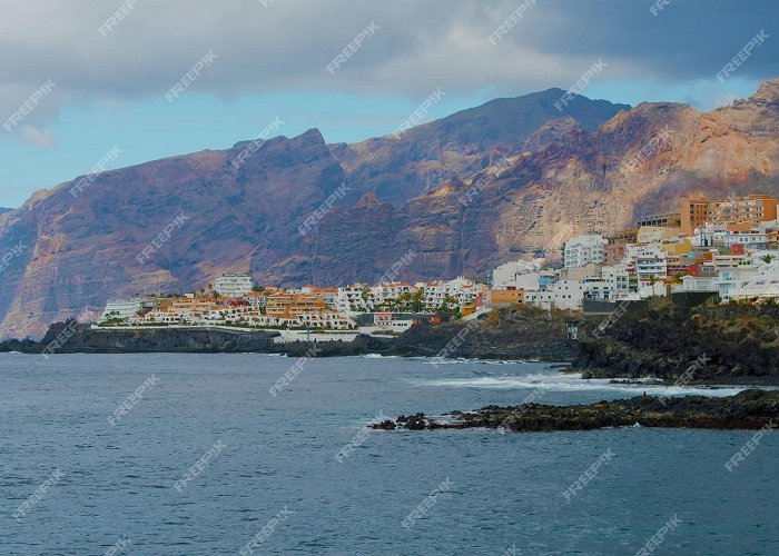 Los Gigantes Premium Photo | Coastline of atlantic ocean town puerto de ... photo