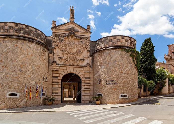 Pueblo Español Premium Photo | Pable espanol spanish village an openair museum in ... photo