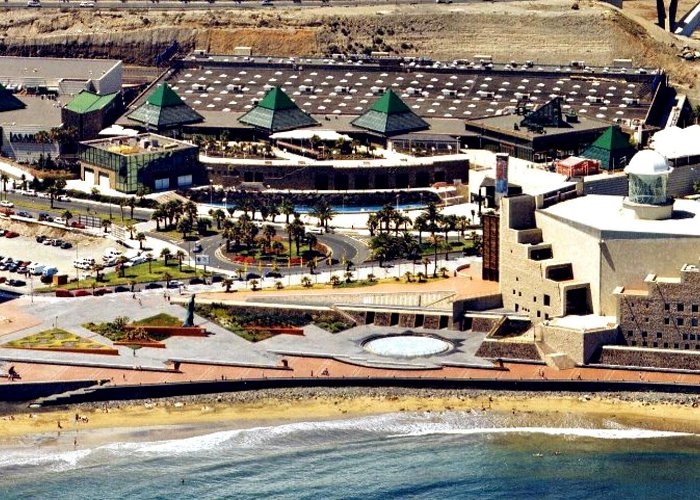 Centro Comercial Las Arenas Centro Comercial Las Arenas - Gran Canaria - Arrivalguides.com photo