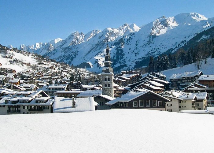 La Clusaz Ski School Ski Schools La Clusaz: Compare Top Providers & Book Online – SkiBro photo