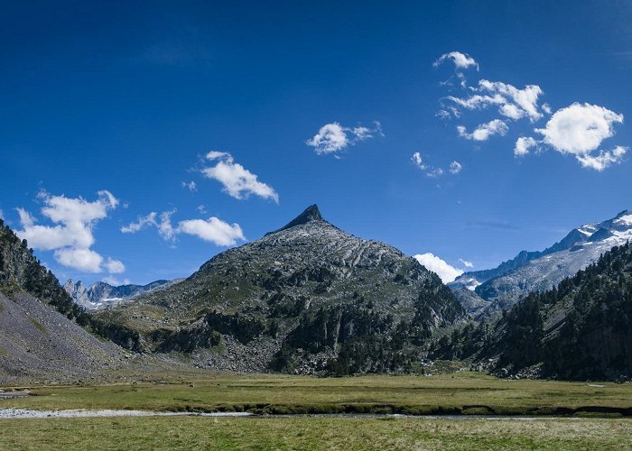 Sarrau Chair Lift Posets-Maladeta Natural Park Tours - Book Now | Expedia photo