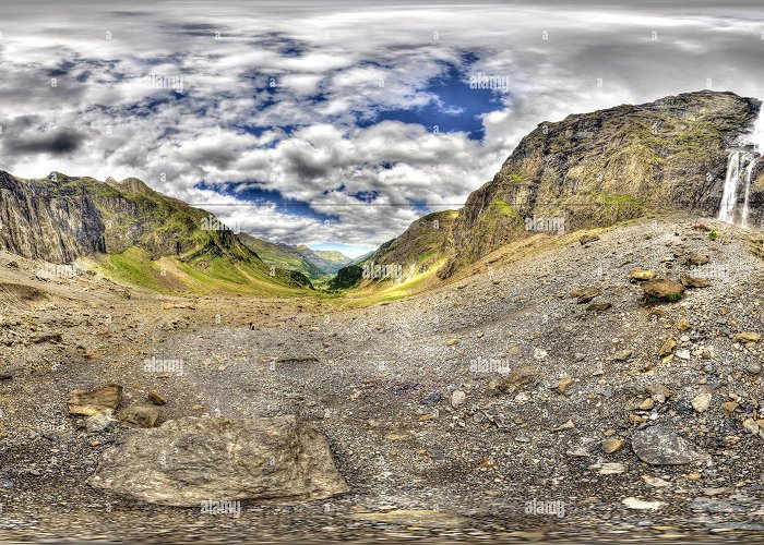 Gavarnie Falls Cirque de gavarnie waterfall hi-res stock photography and images ... photo