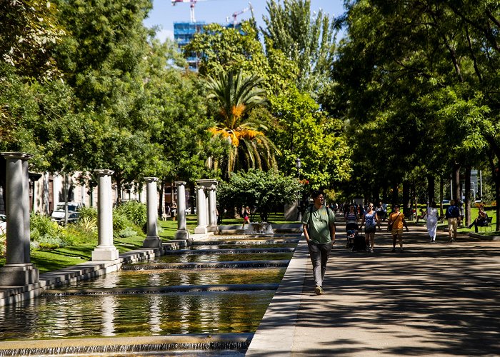 Paseo de Recoletos El paseo de Recoletos, del campo a los conventos, los palacios y ... photo