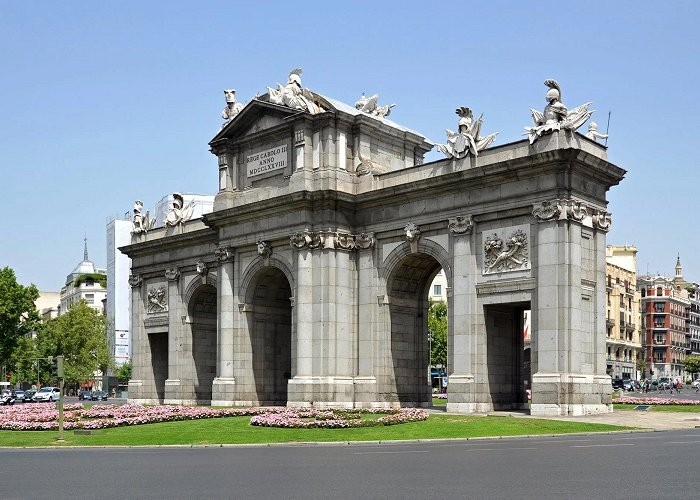 Puerta de Alcalá Puerta de Alcalá - Madrid: Information, rates, prices, tickets ... photo