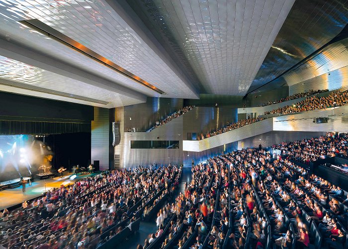 Fibes FIBES Exhibition and Congress Center Extension in Seville ... photo