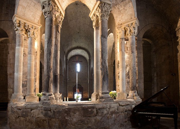 Parroquia de Sant Vicenc Sant Pere y Sant Vicenç de Besalú photo