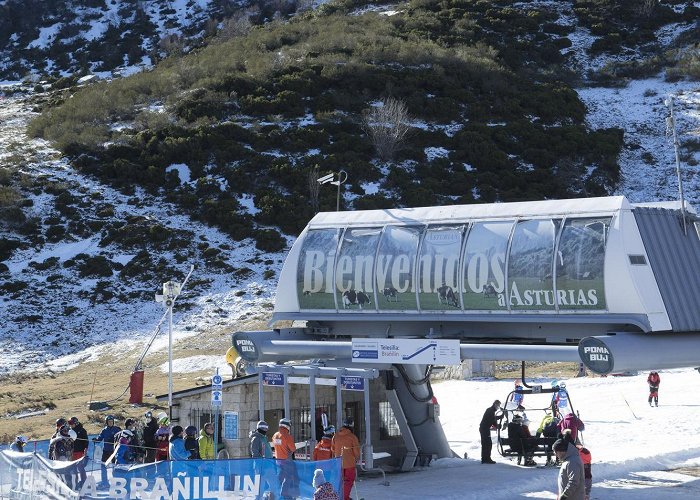 Branilin Jornada de esquí en Valgrande-Pajares - La Nueva España photo