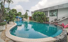 เดอะ แม็กโนเลียส์ พัทยา บูติค รีสอร์ท Hotel Nong Prue Exterior photo