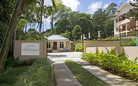 The Palm Seychelles Hotel โบวาลง Exterior photo