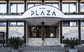 Hotel Plaza เปสการา Exterior photo