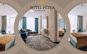 Hotel Perla ไบเออลูนูไม Exterior photo
