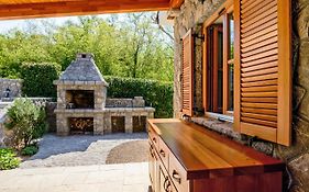 Stone House Luka Villa วานตาชิชี Exterior photo