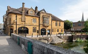 The Kings Head Inn Wetherspoon ซอลส์บรี Exterior photo