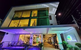 โรงแรมวิเวียน มักตัน Exterior photo