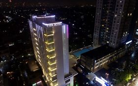 พาร์ค โฮเต็ล จาวัง จาร์กาตา Hotel จาการ์ตา Exterior photo