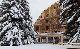 Hotel Sno Edelweiss เซร์แลร์ Exterior photo