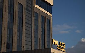 Palace Hotel & Spa คอซอฟสคา มิโตรวิซา Exterior photo