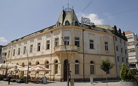 Hotel Beograd ชาชาค Exterior photo