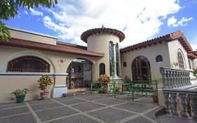 Hotel Villa Serena Escalon ซานซัลวาดอร์ Exterior photo