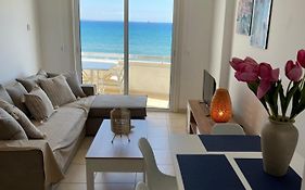 Alex Beach Apartment 31 ลาร์นาคา Exterior photo