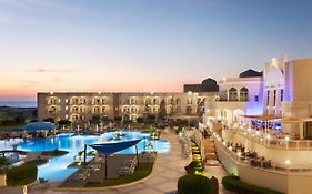 Wyndham Garden Salalah Mirbat Hotel Exterior photo