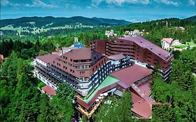 Alpin Resort Hotel - Apartamentele 2403-2404- Proprietate Administrata De Gazda Privata โปยานาบราซอฟ Exterior photo