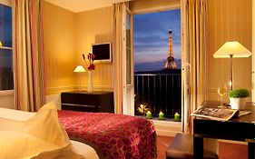 โรงแรมดูแกน ไอเฟล ปารีส Room photo
