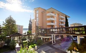 Hotel Neptun - Terme & Wellness Lifeclass ปอร์โตรอซ Exterior photo