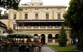 Wien Hotel ลวีฟ Exterior photo