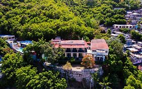 Habitation Des Lauriers Hotel แคป-ไฮเซียน Exterior photo