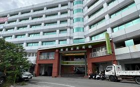 ไท่ถัง บาหลี สูทส์ โฮเต็ล Hotel Taitung Exterior photo