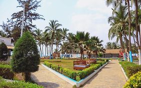 Hotel Riviera Ramatou Plage โลเม Exterior photo