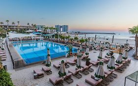 แดนแอคคาเดียโฮเต็ล Hotel Herzliya Exterior photo