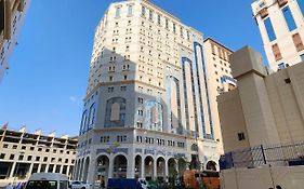 จีวาร์ อัล ซาเกฟาห์ เมดิน่า โฮเต็ล Hotel Medina Exterior photo