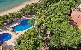 Forte Village Resort - Il Castello ซานตา มาร์เกรีตา ดิ ปูลา Exterior photo