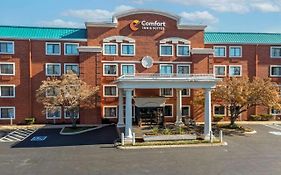 Comfort Inn & Suites เบรนท์วูด Exterior photo