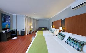 Aranjuez Hotel & Suites เดวิด Exterior photo