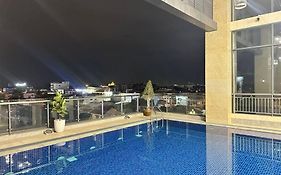 New Modern Luxury Suite Apartment At The Heart Of เวียงจันทน์ Exterior photo