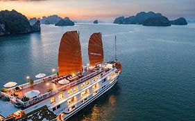 Indochina Sails Ha Long Bay Powered By Aston Hotel Exterior photo