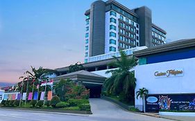 โรงแรมแกรนด์ รีกัล ดาเวา Davao Exterior photo