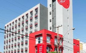 I-Hotel ปีราซิกาบา Exterior photo