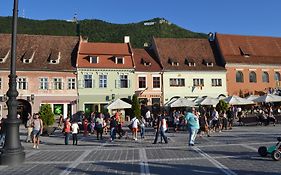 Casa Krone - Piata Sfatului Aparthotel บราชอฟ Exterior photo