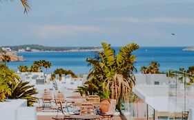 Nativo Hotel Ibiza ซานตาเอวเลเรียเดสริว Exterior photo