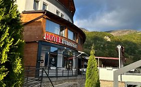 Hotel Panorama Rugove เปเย Exterior photo